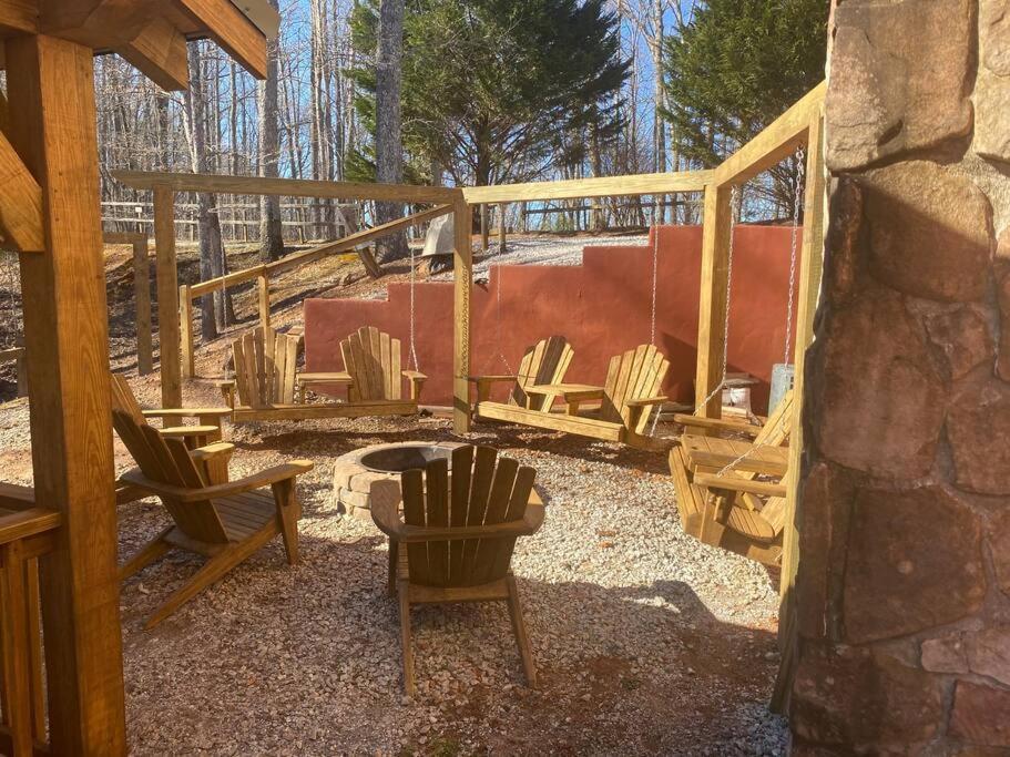Red Rooster Family Cabin W/Hot Tub+Fire Pit+View 프랭클린 외부 사진