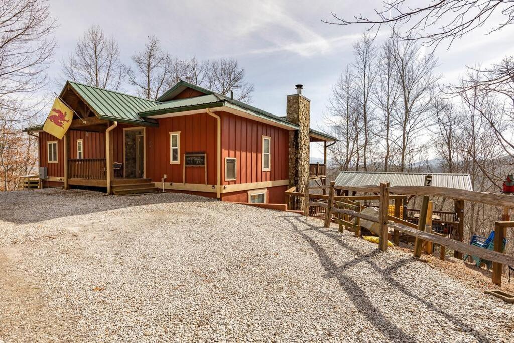 Red Rooster Family Cabin W/Hot Tub+Fire Pit+View 프랭클린 외부 사진