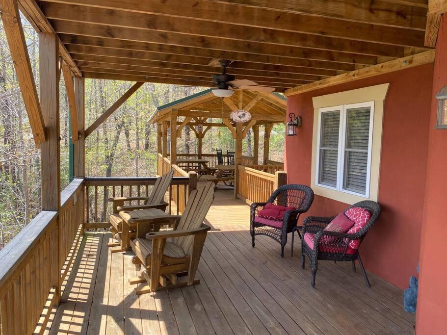 Red Rooster Family Cabin W/Hot Tub+Fire Pit+View 프랭클린 외부 사진